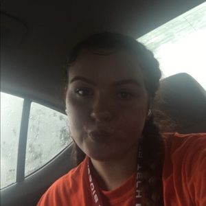 Meet your Posher, Haley